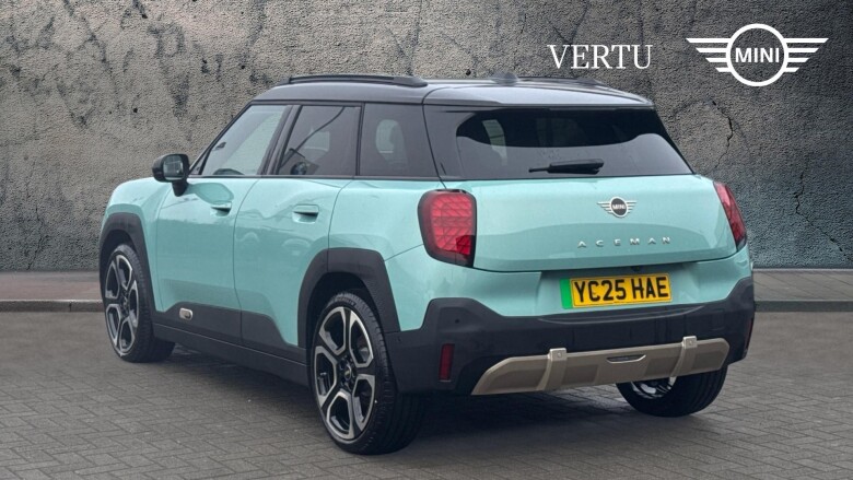 MINI Aceman 135kW E Classic 43kWh 5dr Auto Electric Hatchback